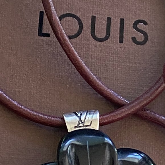 SOLD SOLD SOLD Auth Louis Vuitton Sterling Silver/Ceramic Flower/Crystal - Picture 3 of 4